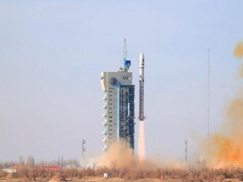 China launches Pakistani satellite, two others